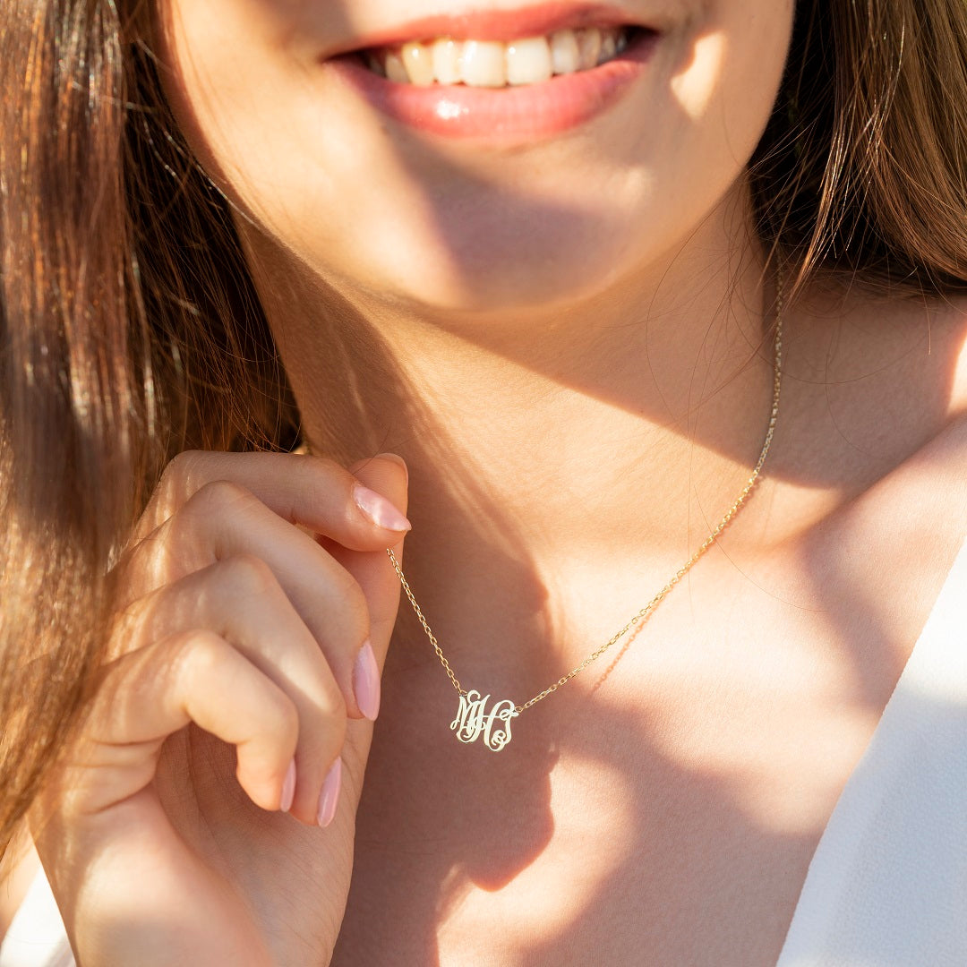 5 Pieces Of Jewelry Every Woman Should Have