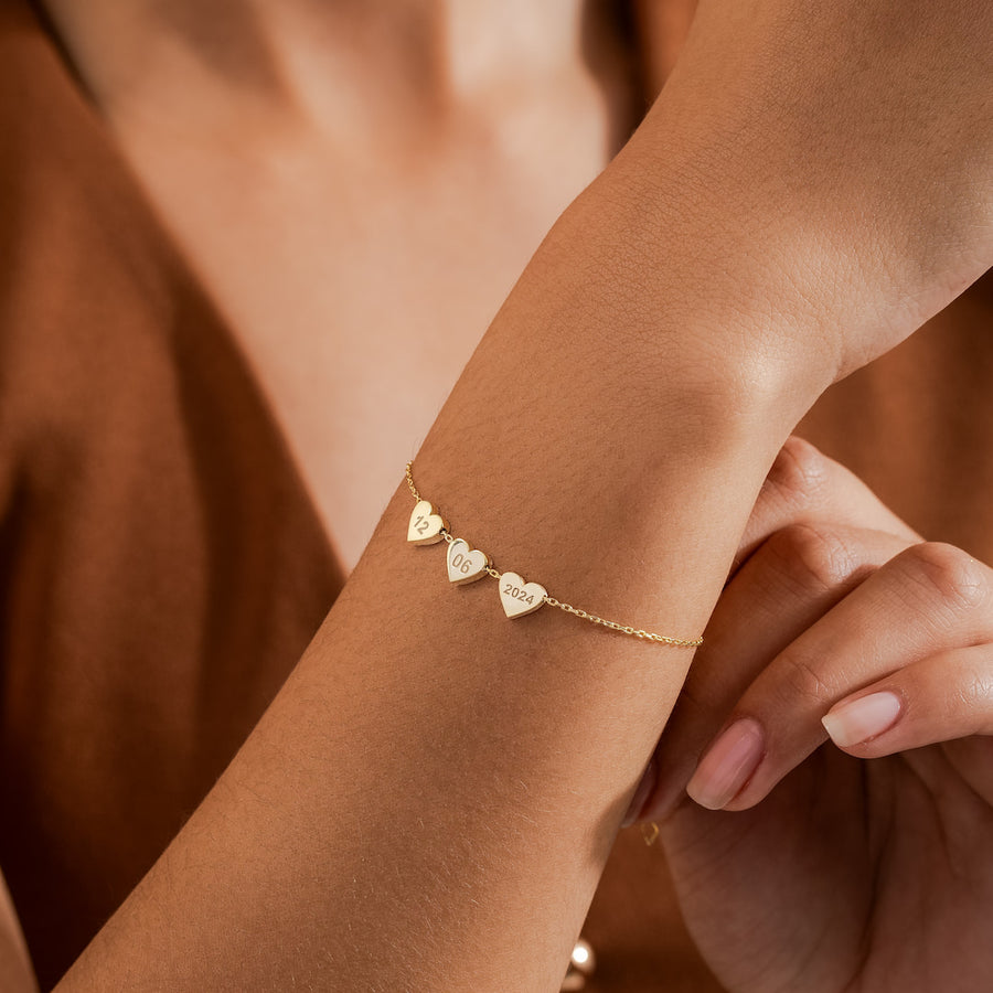 Engraved Heart Charm Bracelet