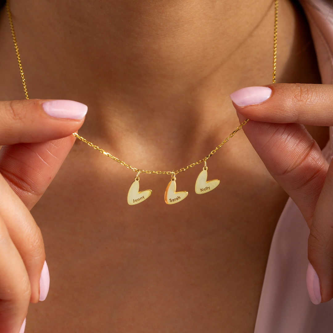 Family name heart necklace pendant