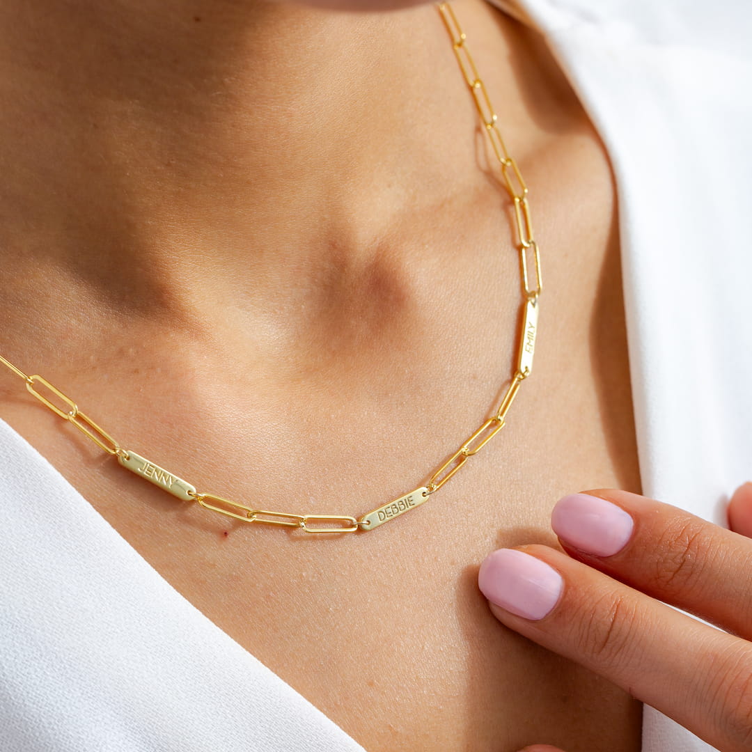 Family name Necklace Gold Paperclip chain 