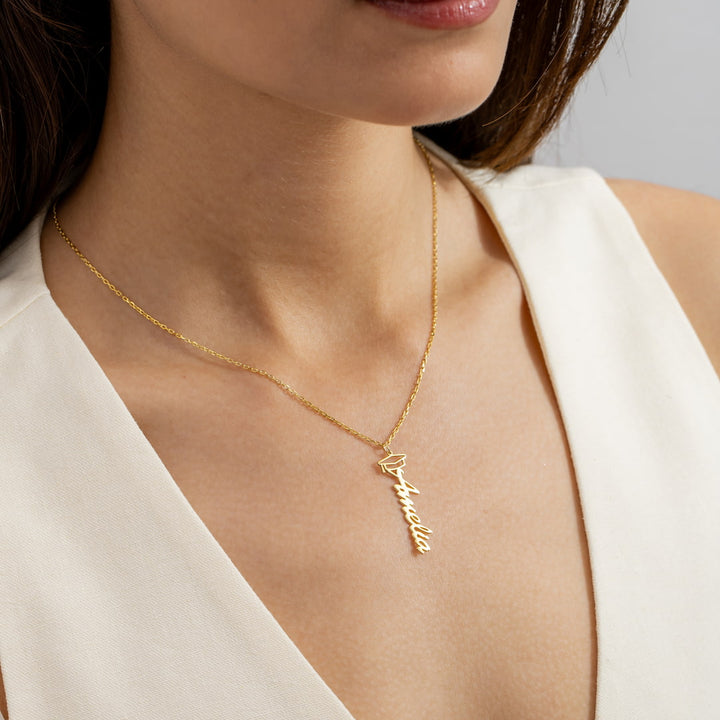 Vertical Graduation Name Necklace with Cap