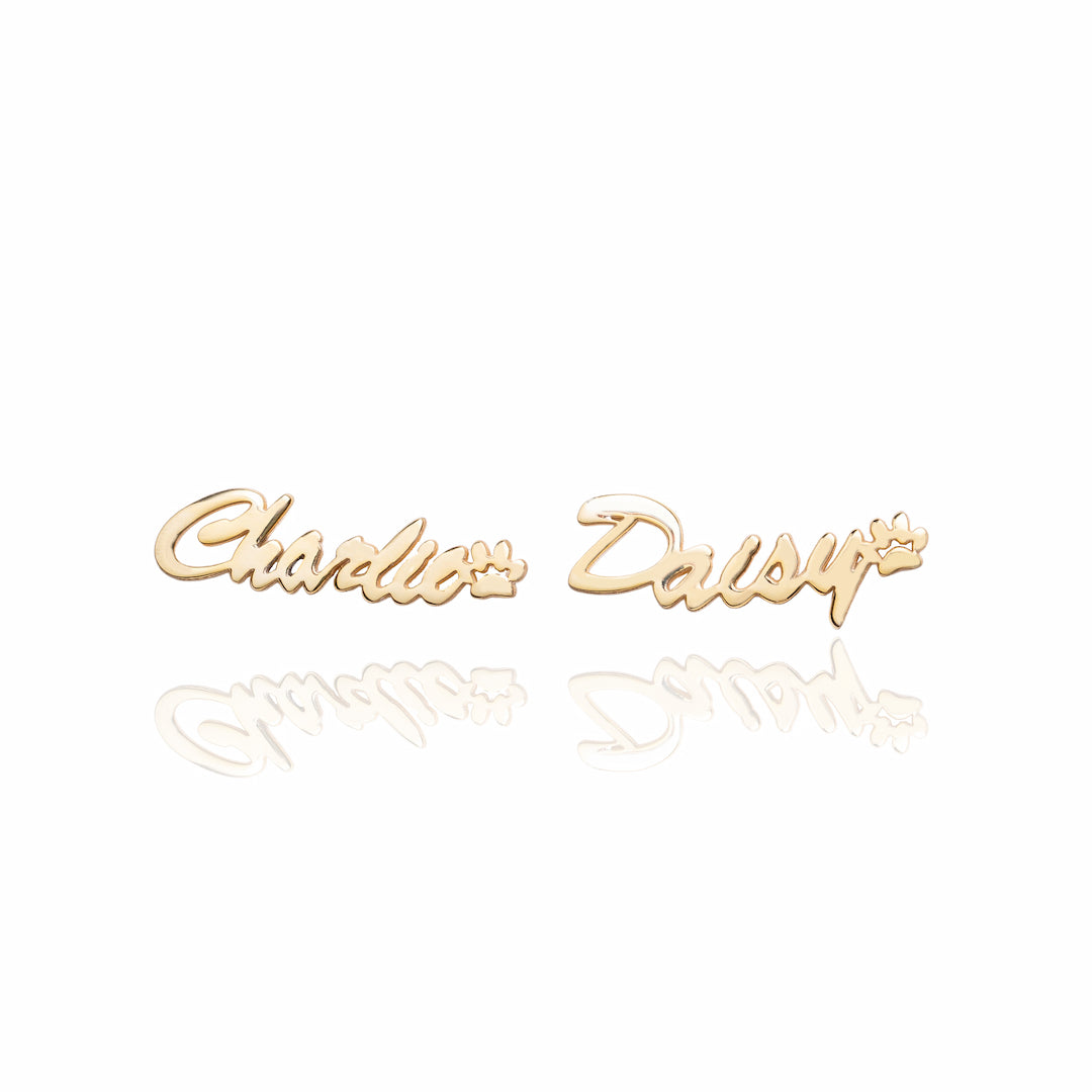 Name earrings wih Pawprint