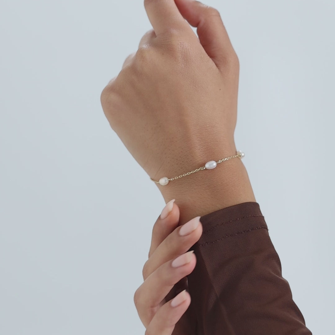 Pearl Bracelet
