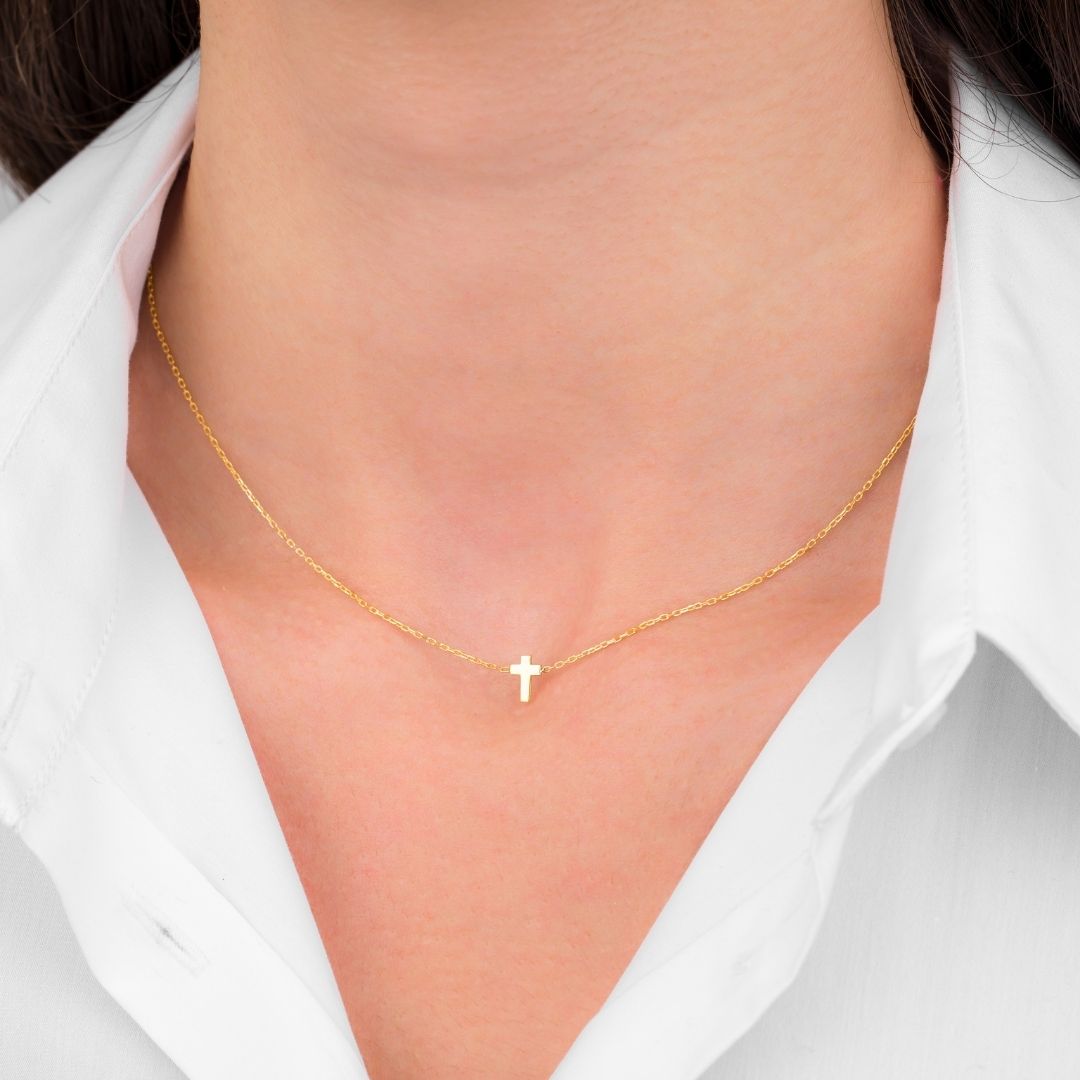 Silver Cross Necklace silveristic