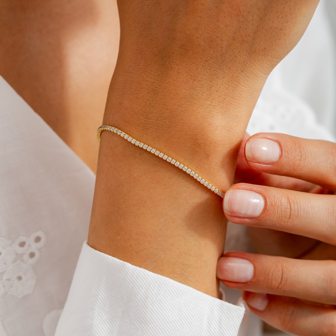 Tennis bracelet