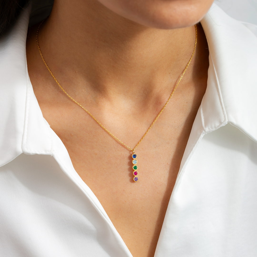 Vertical Family Birthstone Necklace 