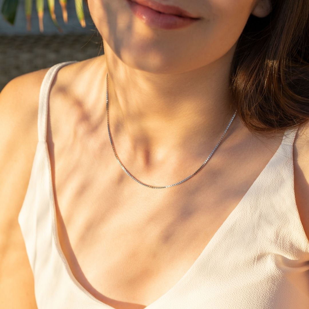 Gold necklace, Gifts For Mom, Christmas Gift, Birthday gift, Mothers’ day gift, gift for her, Wife gifts, Minimalist necklace, cute gift, dainty necklace, minimalist gift, Christmas sale, bridesmaids gift, Christmas holiday gift for her, Valentine’s day gift for her, excellent gift to mom, Minimalist looking necklace, chain necklace, box chain necklace