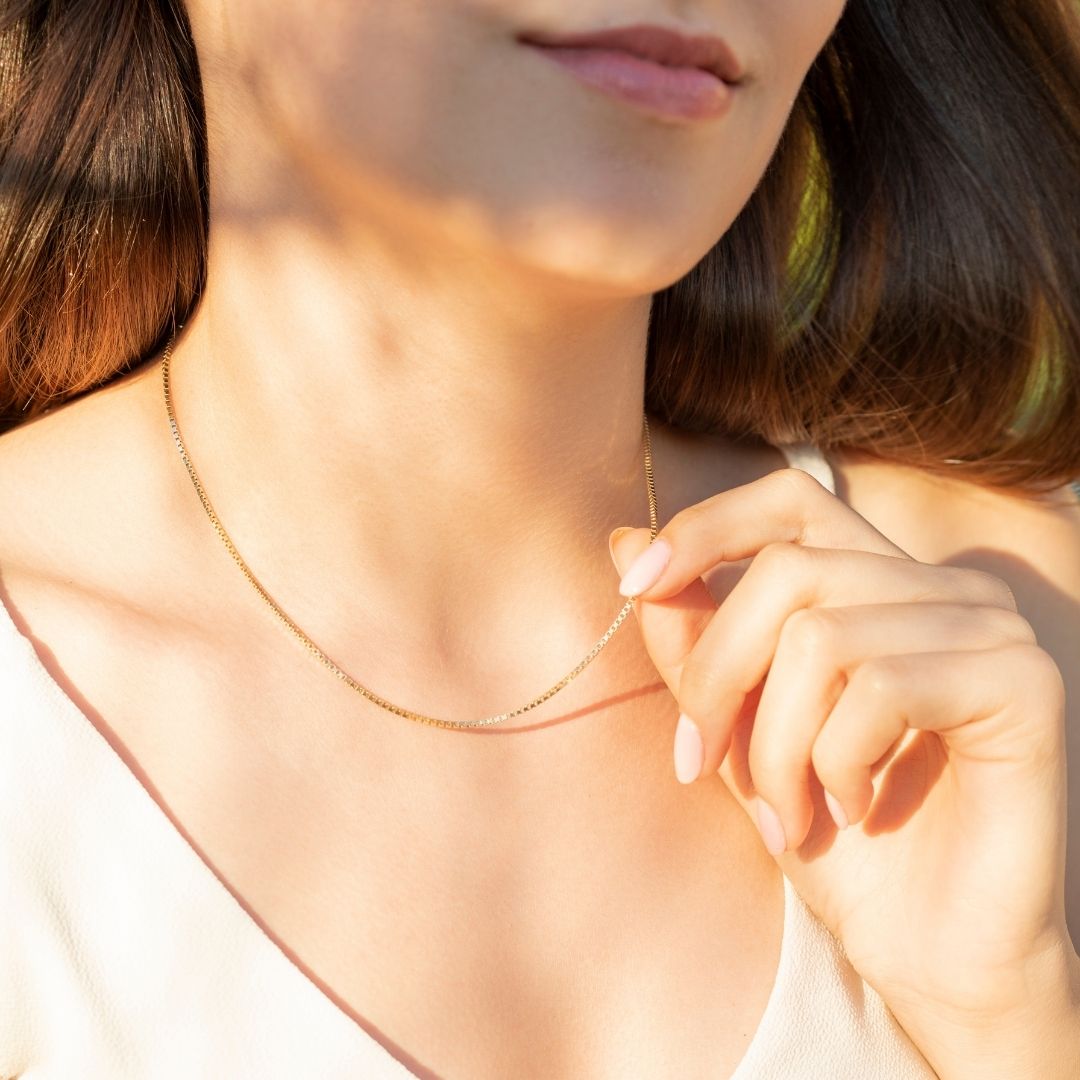 Gold necklace, Gifts For Mom, Christmas Gift, Birthday gift, Mothers’ day gift, gift for her, Wife gifts, Minimalist necklace, cute gift, dainty necklace, minimalist gift, Christmas sale, bridesmaids gift, Christmas holiday gift for her, Valentine’s day gift for her, excellent gift to mom, Minimalist looking necklace, chain necklace, box chain necklace