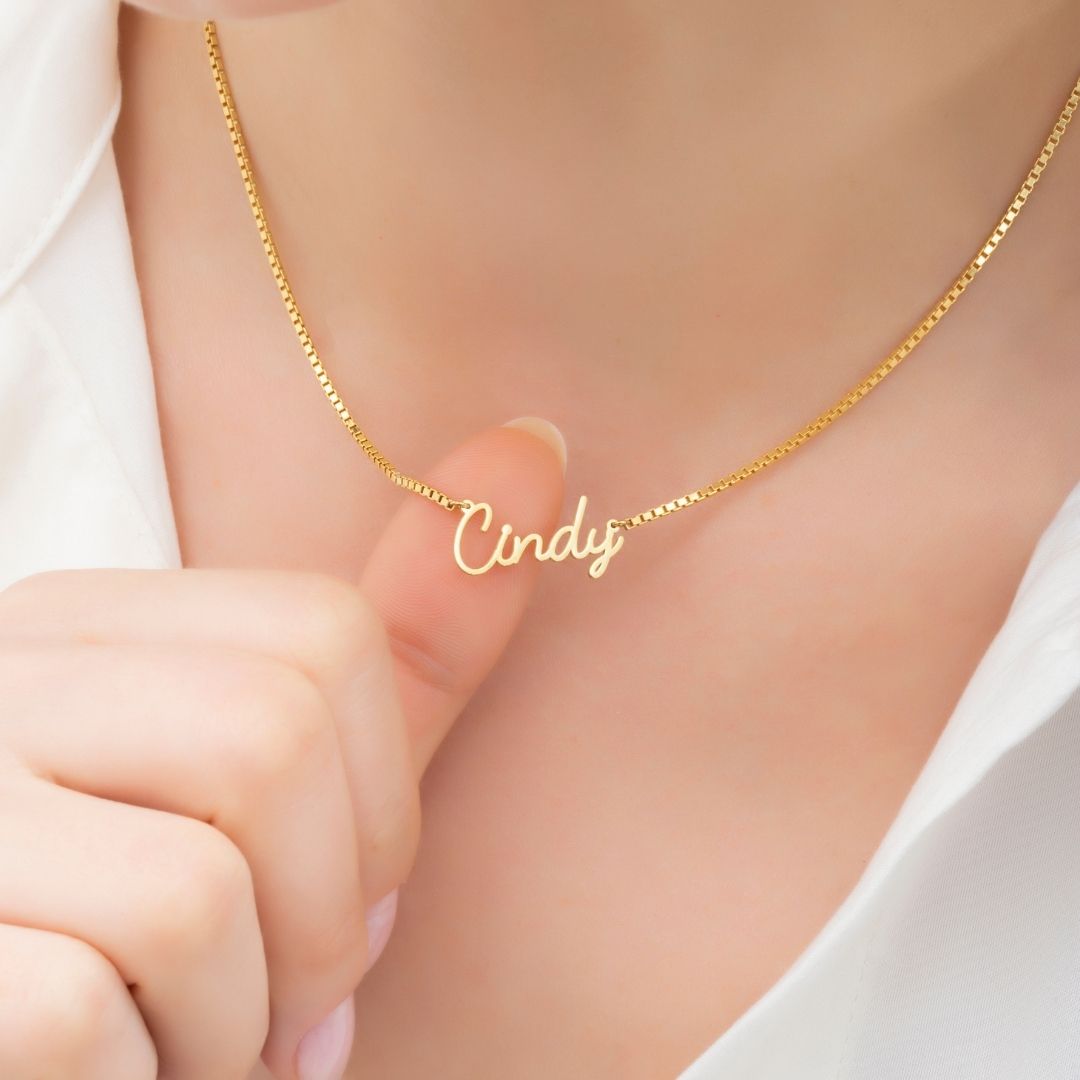Name Necklace with Box Chain